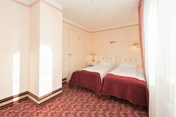 Стандартный двухместный номер с 2 отдельными кроватями в Отеле Rija Old Town Hotel
